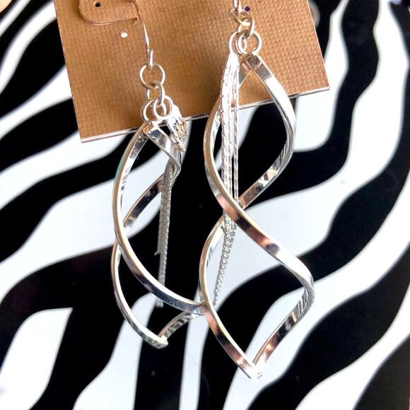 3 for $30 Stephan & Co. Silver Dangle Earrings - Picture 3 of 5